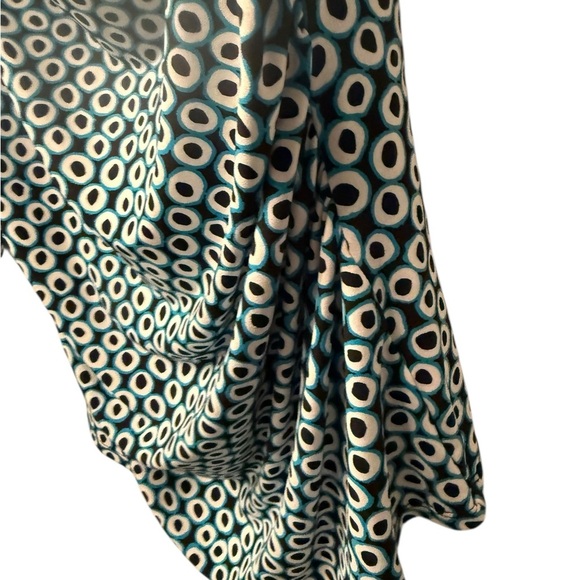 Chaus Patterned Top with cowl neck & rutching on sides EUC Women’s size XL - Picture 4 of 8